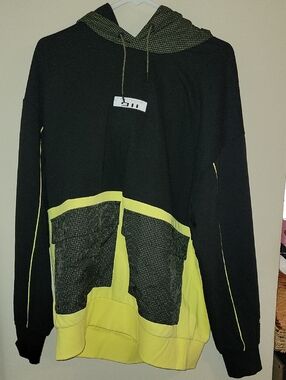 Puma Men’s Black and Neon Yellow Crewneck Hoodie Sweater